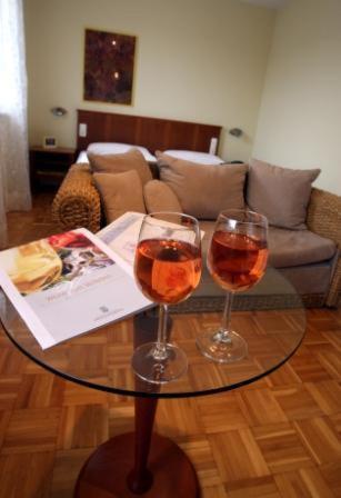 Wein-Traeume Hotel Thuengersheim Phòng bức ảnh